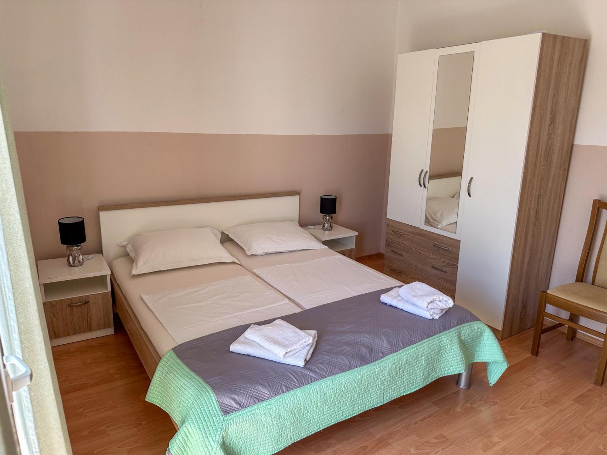קרק Apartments Barica מראה חיצוני תמונה